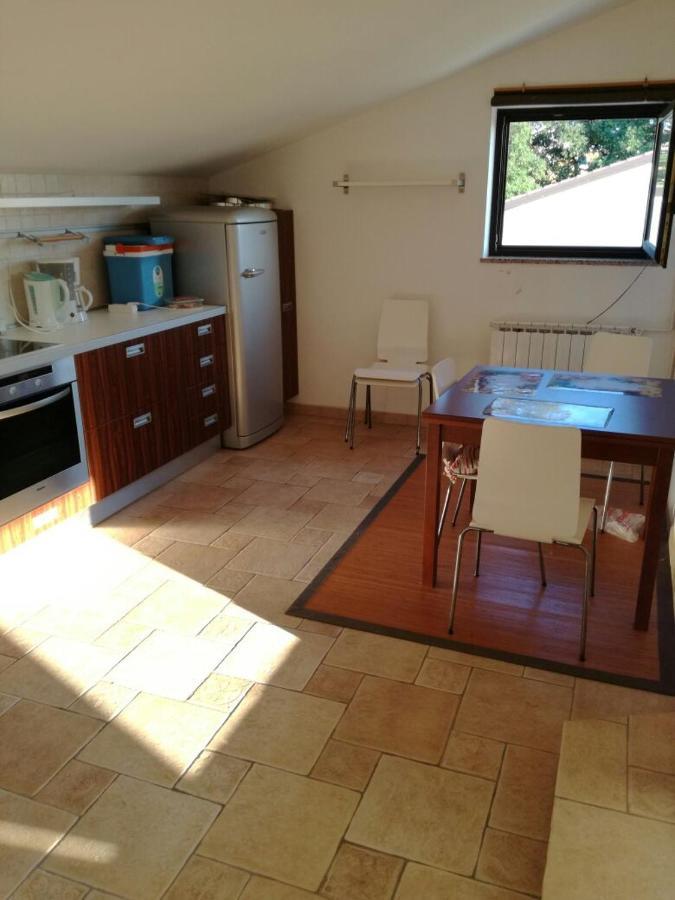 Nice, Cosy Studio Apartment With Shared Outdoor Pool Banjole Exterior foto
